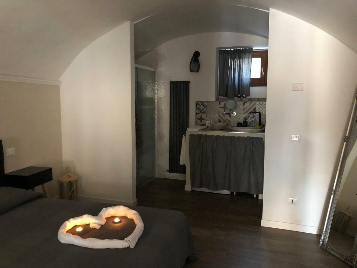 Tree House Apartment Polpenazze del Garda Exterior photo